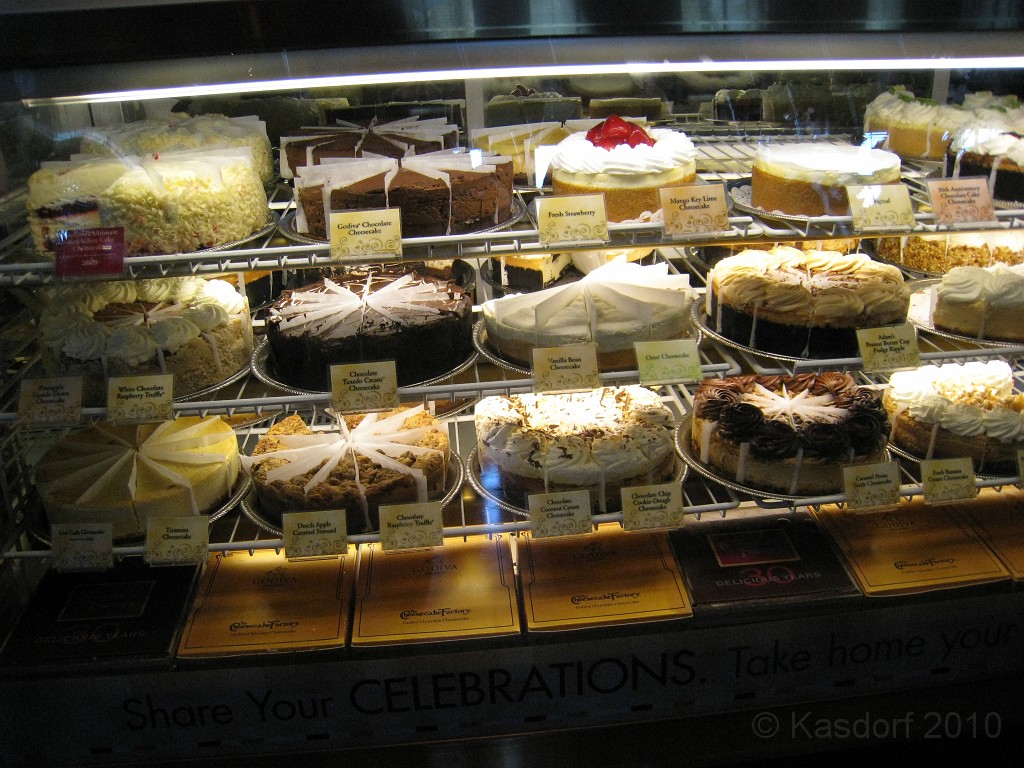 Rock n Roll Hall of Fame 2010 395.jpg - We stopped for dinner at "Crocker Park" a new outdoor mall. The Cheesecake Factory sounded like a good spot to dine!